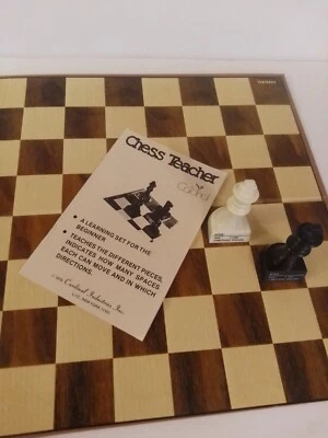 Cardinal Chess Tutor Game Set Learn To Play Chess Complete No Box 1979 - Image 1 of 4