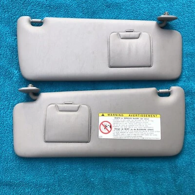 2001-2007 Toyota Highlander Driver passageiro esquerdo direito conjunto de quebra sol fabricante de equipamento original - Imagem 1 de 4