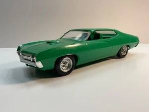 VINTAGE 1:25 SCALE 1970 FORD TORINO COBRA DEALER PROMO CAR - GREEN - READ AD - Picture 1 of 22