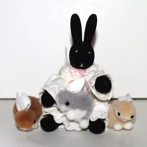 Vintage Department 56 Bunny O’Hare coniglio bianco nero snodato con 3 bambini - Foto 1 di 8