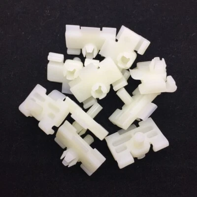 15x Clip de moldura de repisa inferior de nailon para Mercedes Benz W124 0069883078 Foto 1 de 4