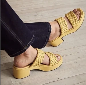 Seychelles Women's Yellow Novelty Platform Braided Preppy Leather Sandals Sz 10 - Picture 1 of 10