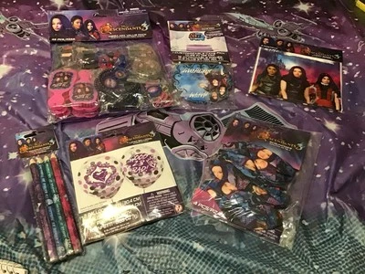 Disney Descendant 3 Party Supplies Bundle (balloons, Favors, Cake Pick) - Image 1 of 2