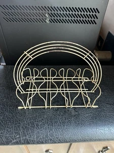Antique metal Bottle Holder And Carrier Off White 8 Bottle Capacity - Picture 1 of 8
