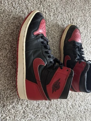 Air Jordan 1 Retro 1994 Bred Sneakers size 11 - Image 1 of 4