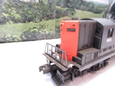LIONEL MPC 8031 CANADIAN NATIONAL GP-7 DIESEL RUNS GOOD NO HANDRAILS-027 - SH - Image 1 of 4