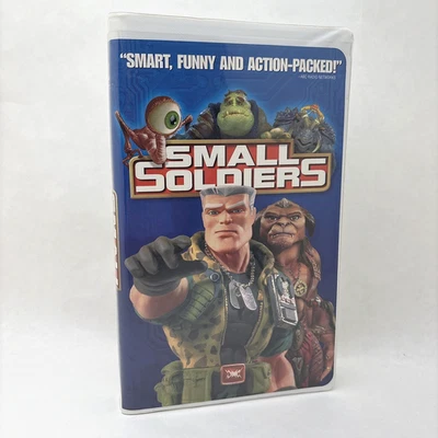 Small Soldiers (VHS, 1998) Clamshell, Joe Dante - Image 1 of 4