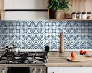 HomeRoots 399835 4 x 4 in. Teal & White Mosaic Peel & Stick Removable Tiles - Picture 1 of 1