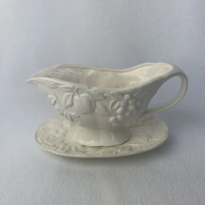 Vintage Gravy Boat And Saucer Japan White Fruit Pattern - Picture 1 of 12
