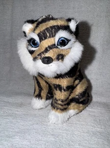 Tiger Christmas Tree ornament Faux Fur Blue Eyes New - Picture 1 of 6