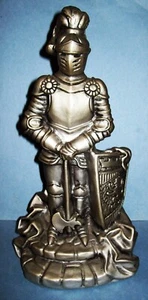 11" Vintage Universal Statuary Corp Knight Statue 1963 #834 Chicago 22 - Picture 1 of 4