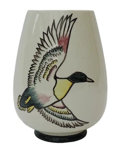 Jarrón Lorna Bailey Mallard para Oldcourt Ware - Imagen 1 de 7