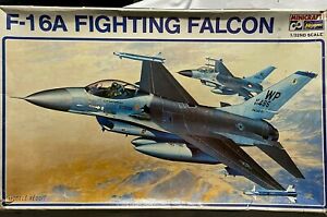 F-16A Fighting Falcon Minicraft/Hasegawa 1:32 Kit NOT complete missing 54 parts
