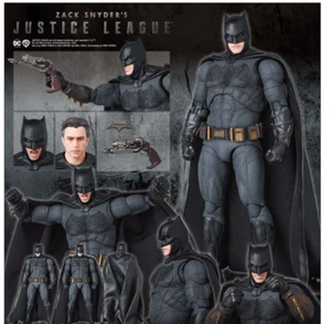 MAFEX n.222 Modellino Batman ZACK SNYDER'S JUSTICE LEAGUE Ver 160mm - Foto 1 di 14