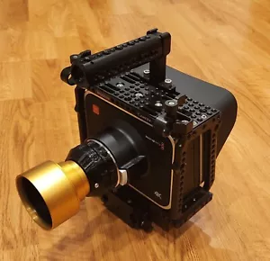 Schneider Cinelux Super Projektor Objektiv Adapter V2 (EF-Halterung) - Bild 1 von 3
