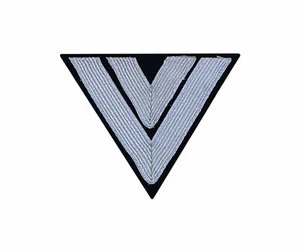 Verein Rangabzeichen Obergefreiter Winkel silber auf schwarzem Filz - Bild 1 von 1