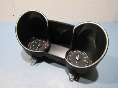 15-On Alfa Romeo Giulia Speedo Cluster essence auto origine 50571255 S9U-2511-38 - Photo 1/4