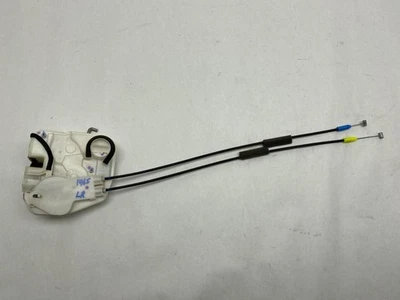 Actuador de bloqueo de pestillo de puerta trasera del conductor izquierdo para Mitsubishi Mirage 86081 2014-2024 Foto 1 de 4