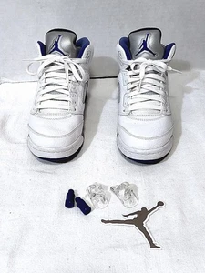 Jungen weiß, blau, schwarz Air Jordan 3 Retro (GS) Tennisschuhe – Größe 7M US - Bild 1 von 12