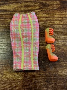 LOL Surprise OMG Lights Dazzle Doll Shoes Yellow Orange Heels Skirt Replacement - Picture 1 of 2