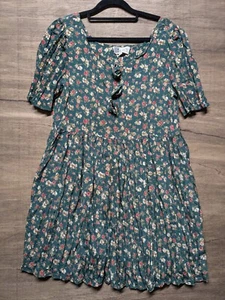 Vntg Basics Wmns Sz M Crinkle Dress Green Floral Print Short Sleeve Cottage - Picture 1 of 6