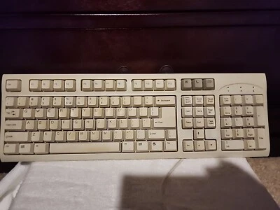 Vintage BTC 5197 Windows Keyboard  - Image 1 of 4