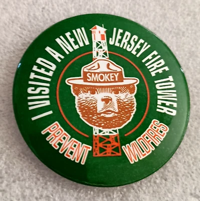Smokey The Bear ¡Previene incendios forestales! Prendedor Torre Nueva Jersey Visitado Botón Nuevo de Lote Antiguo Foto 1 de 3
