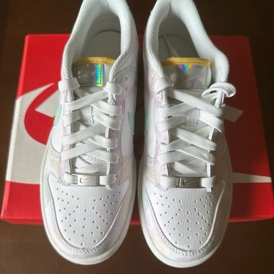 Dunk Low White/ Mint Foam 4Y/W6 - Image 1 of 4