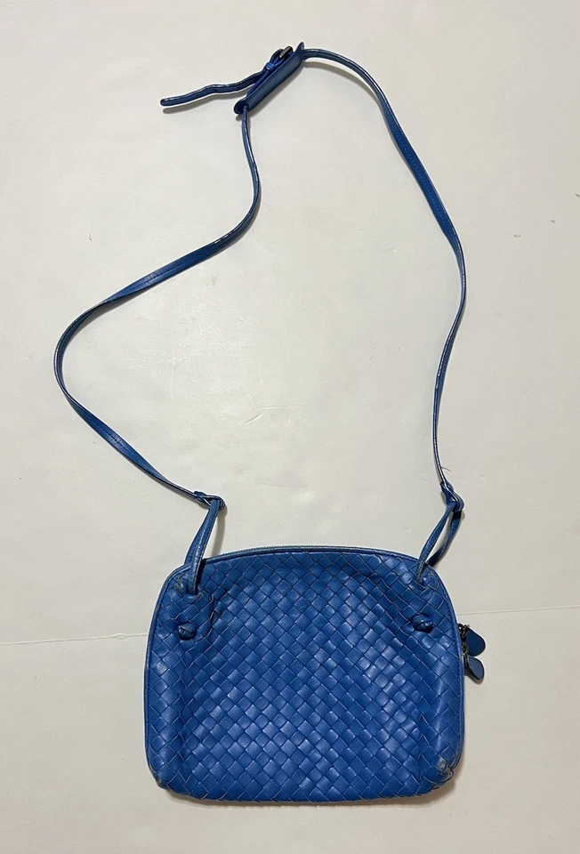 Womens Bottega Veneta Blue Intrecciato Crossbody Leather Shoulder Bag Check Pics - Image 1 of 4