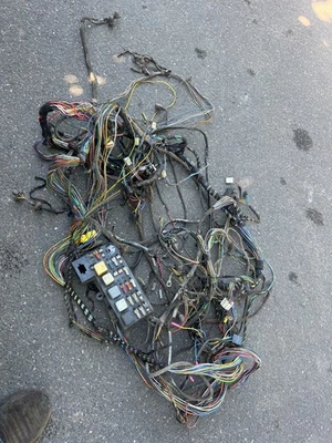 Arnés carrocería bmw e21 320i caja fusibles 1979 Foto 1 de 4