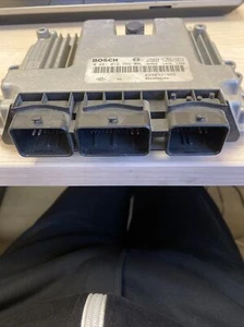 CALCULATEUR BOSCH RENAULT  SCENIC 1.9  EDC16C3 -VIERGE- 0281012769 / 8200391966 - Picture 1 of 2