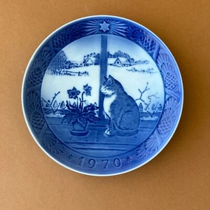 Plato de pared vintage Royal Copenhagen rosa y gato de Navidad 1970 7,25", Dinamarca - Imagen 1 de 11