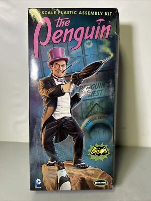 1:8 Moebius Models #953 - 1966 The Penguin - Burgess Meredith Figure model kit - Image 1 of 4