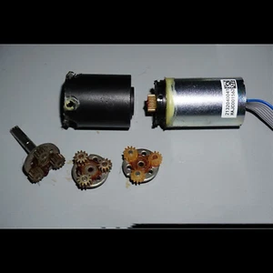 Speed Reduction Stepper Motor Three-Stage Two-Phase Four-Wire With Hall Output - Picture 1 of 9