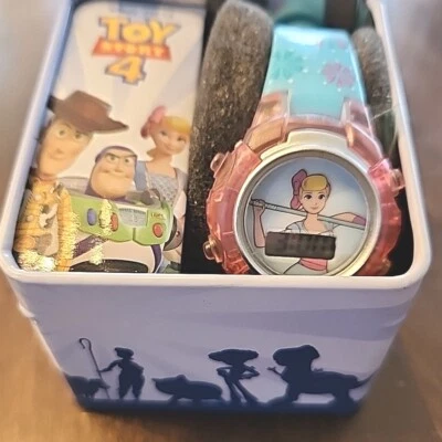 RELOJ BO PEEP Disney TOY STORY 4 en lata sin tapa.  Luces digitales funcionando Foto 1 de 4