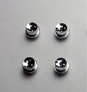T JET SET OF 4 HOT ROD , INDY RACER & DUNE BUGGY CHROME HUBS ; NO TIRES - Picture 1 of 1