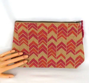 Borsa trucco cosmetico artigianale Neiman Marcus rosa/abbronzatura nappa a righe chevron - Foto 1 di 7