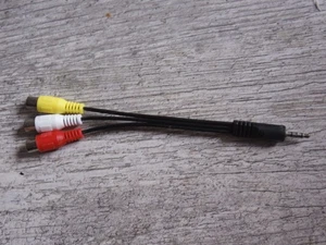 32/ Câble Audio vidéo AV 3.5mm 4 Pôles Mâle à 3 RCA Av Femelle HDTV - Afbeelding 1 van 1