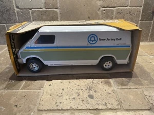 1/16 Vintage New Jersey Bell Delivery Van by ERTL w/original packaging - Picture 1 of 4