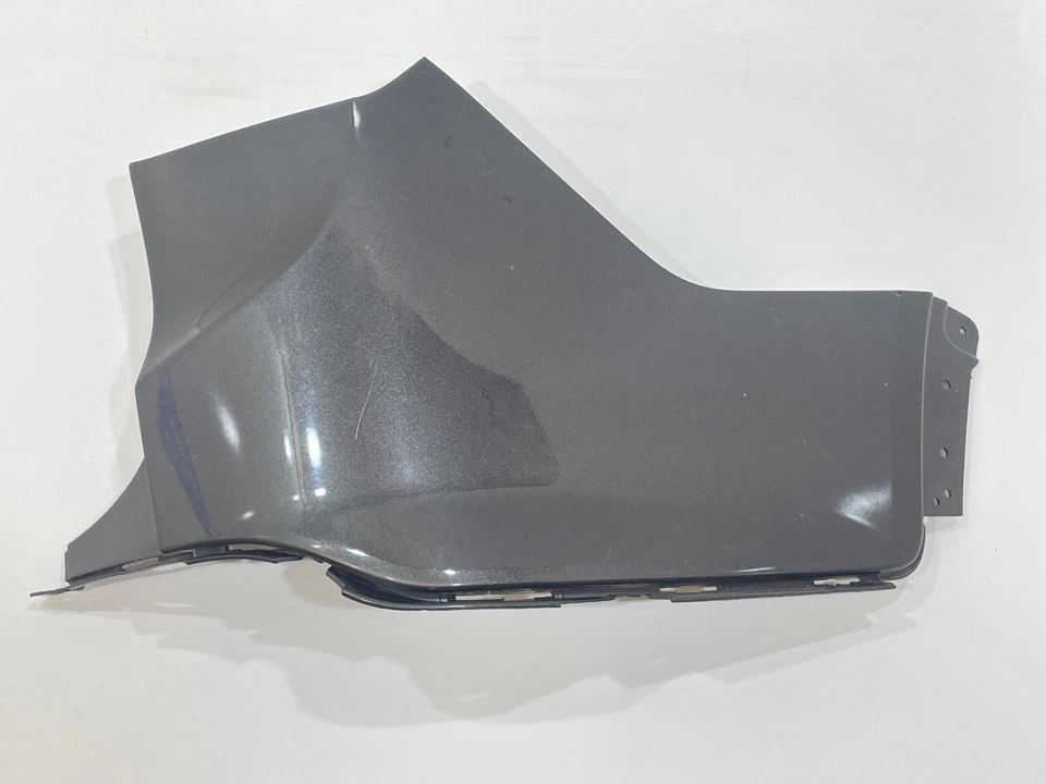 Parachoques trasero para pasajero derecho GMC ACADIA 2017 2018 2019 cubierta superior gris OEM Foto 1 de 4