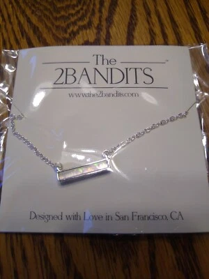 The 2bandits ~ Collar Barra Ópalo ~ Primavera 2019 FabFitFun Foto 1 de 2