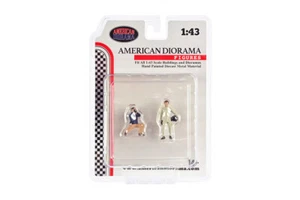 Race Day Set 1 1:43 Scale American Diorama Figure Set 1.5" Tall 38359 - Picture 1 of 2