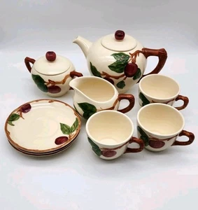Vintage Franciscan Apple Pattern Tea Set. - Picture 1 of 13