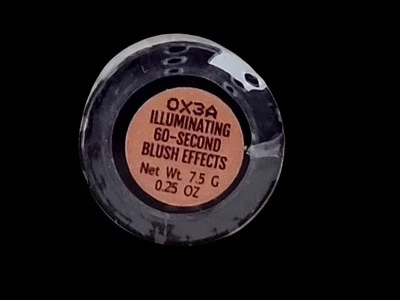 Westmore Beauty ILUMINADOR 60 SEGUNDOS EFECTOS RUBOR Construible Cambio de Color Foto 1 de 4