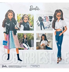 Barbie Signature Puppenkleidung - Barbie Style 4 Fashions HCB75 - ohne Puppe - Bild 1 von 6