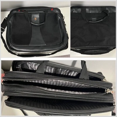 Estuche de transporte Wenger Notebook 17" negro Foto 1 de 4