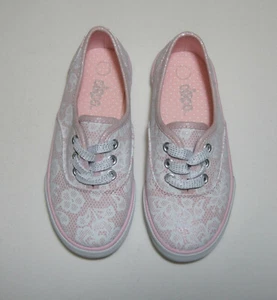 NWT, Toddler Girls Sneakers Pink, Circo - Picture 1 of 4