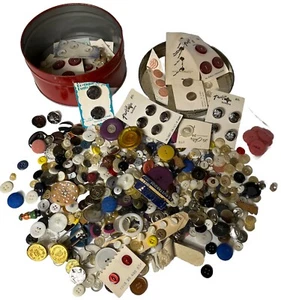 Vintage Button Lot Multicolor In Red Tin Variety Shapes Sizes - Picture 1 of 13