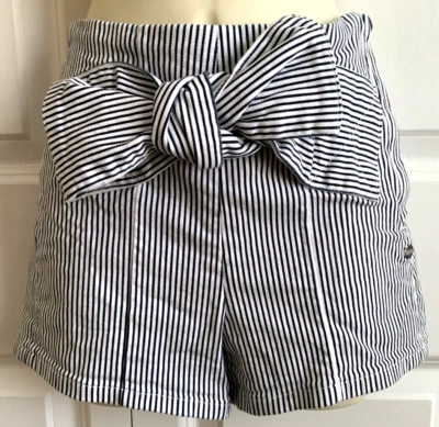 Scotch & Soda Woman's Shorts Size 24 Maison Scotch The Heat Is On Bow/Stripes - Image 1 of 4