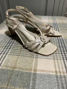 Ladies Cream Beige Leather Lotus Strappy Sandals Size 4 - Picture 1 of 12